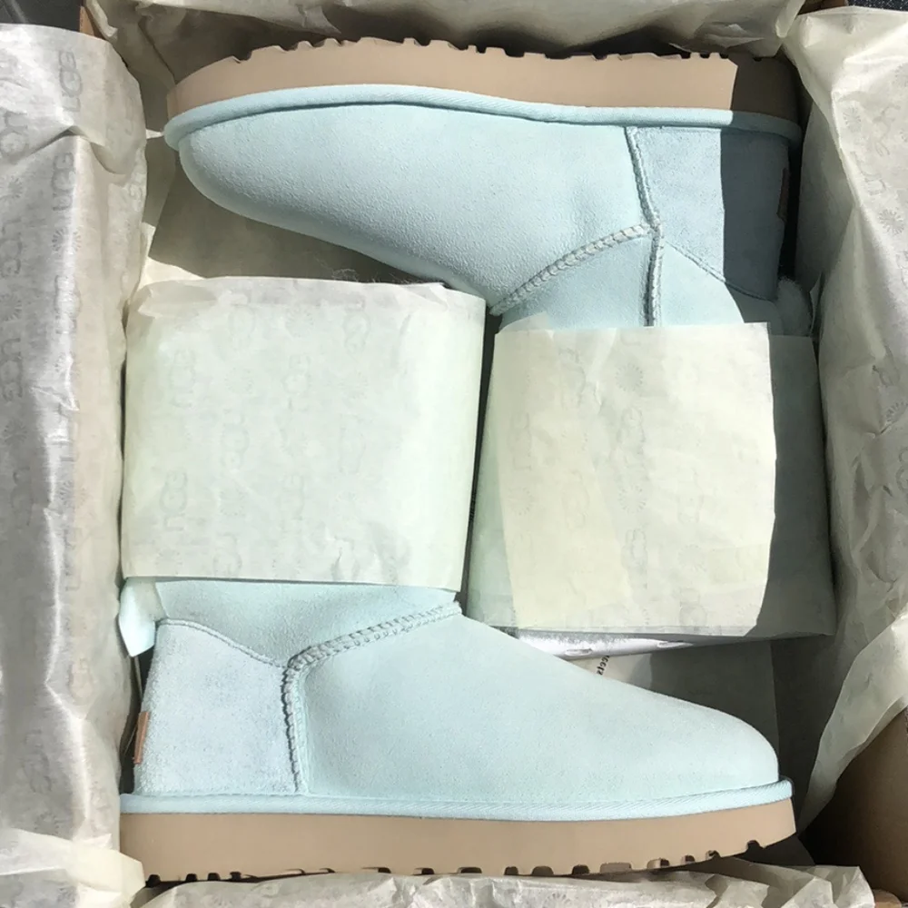 UGG Women's Bailey Bow II Boot - Picture 11 of 11